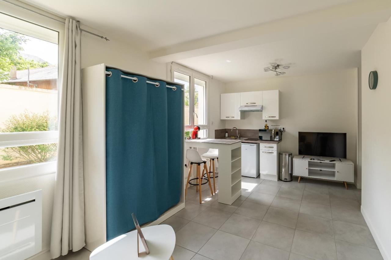 Studio Cosy Dans Residence Calme Et Privee เลอม็องส์ ภายนอก รูปภาพ